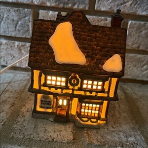 Vintage Department 56 Tutbury Printer Lighted Porcelain House